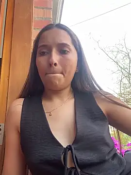 Snapshot of Penelope-Hot chatting on March 2, 2025, 9:22 pm Penelope-Hot online show from March 2, 2025, 9:22 pm