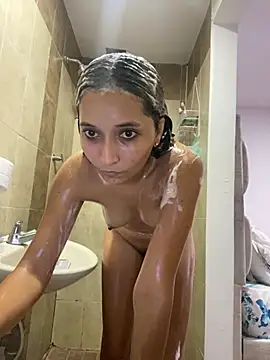 Snapshot of Penelope-Hot chatting on March 9, 2025, 10:52 pm Penelope-Hot online show from March 9, 2025, 10:52 pm