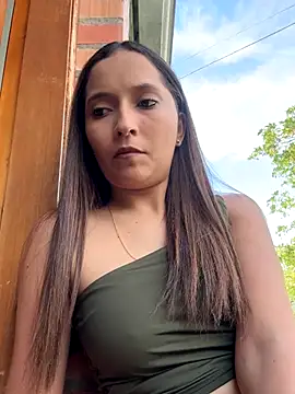 Snapshot of Penelope-Hot chatting on October 6, 2025, 9:01 pm Penelope-Hot online show from October 6, 2025, 9:01 pm