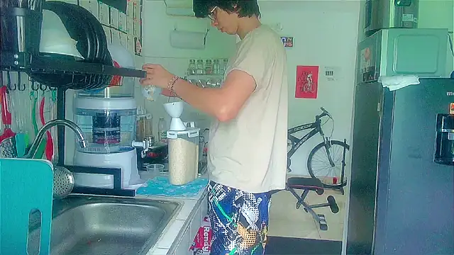 Andy gray online show from April 6, 2026, 4:52 pm