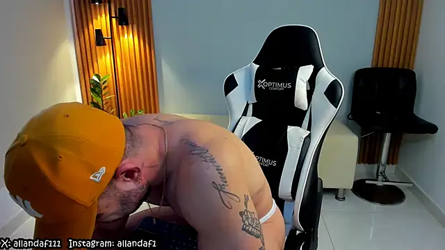 Snapshot of dafboy1 chatting on January 28, 2025, 1:16 pm dafboy1 online show from January 28, 2025, 1:16 pm