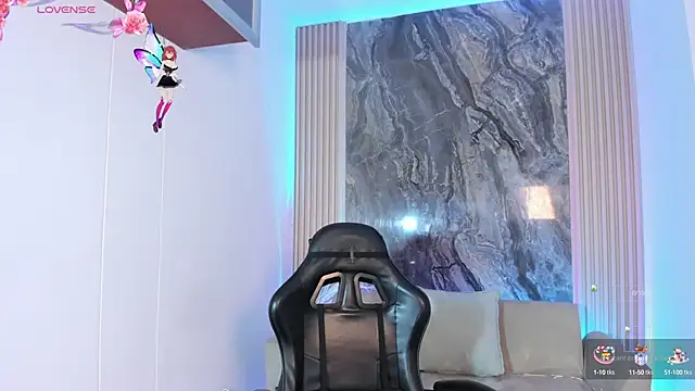 ailynBlaze online show from October 7, 2025, 7:27 am