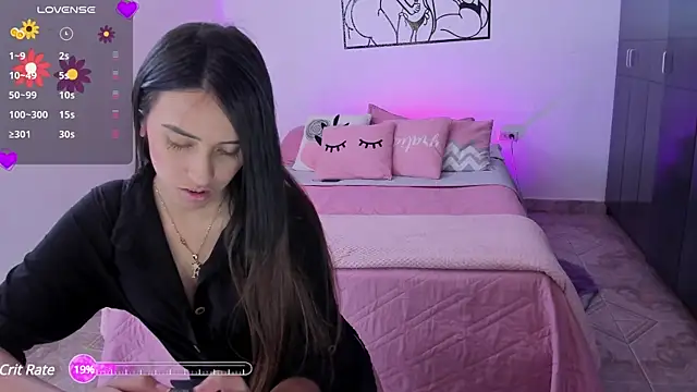 Snapshot of Tinylottie chatting on January 18, 2025, 5:15 pm Tinylottie online show from January 18, 2025, 5:15 pm