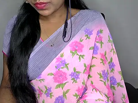 Snapshot of shila20 chatting on February 5, 2025, 5:09 am shila20 online show from February 5, 2025, 5:09 am