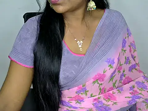 Snapshot of shila20 chatting on March 1, 2025, 11:47 pm shila20 online show from March 1, 2025, 11:47 pm