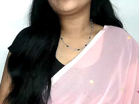 Snapshot of shila20 chatting on November 6, 2025, 9:26 pm shila20 online show from November 6, 2025, 9:26 pm