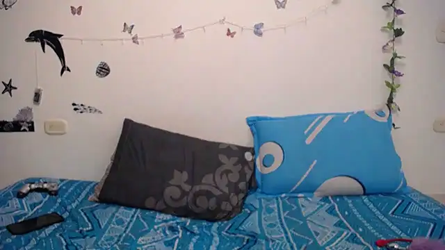 Snapshot of Julieta_Hass chatting on December 19, 2024, 4:24 pm Julieta Hass online show from December 19, 2024, 4:24 pm