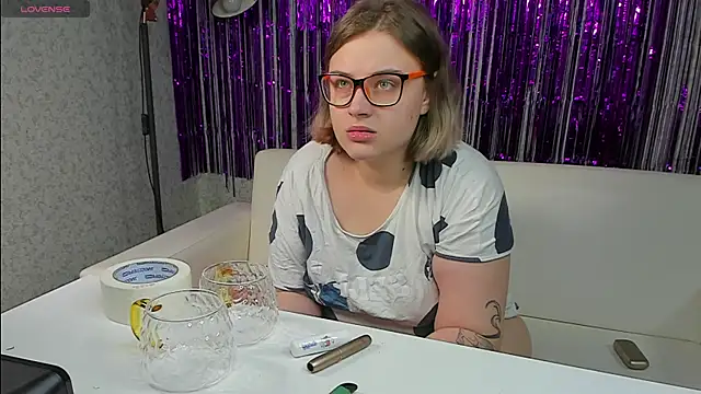 Snapshot of Seductive_She_Wolf chatting on January 18, 2025, 7:48 pm Seductive She Wolf online show from January 18, 2025, 7:48 pm