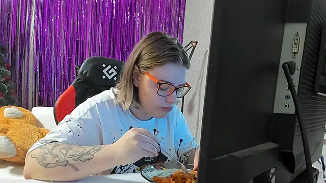 Snapshot of Seductive_She_Wolf chatting on January 29, 2025, 10:27 am Seductive She Wolf online show from January 29, 2025, 10:27 am