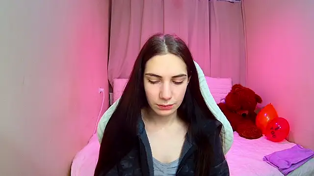 NikaStark  online show from February 18, 2026, 7:32 pm