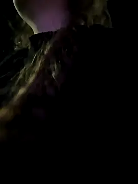 Snapshot of pantyless chatting on October 4, 2025, 7:23 pm pantyless online show from October 4, 2025, 7:23 pm