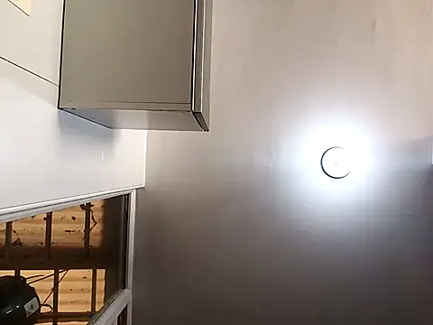 Snapshot of Bonny_Klote chatting on November 11, 2025, 1:44 pm Bonny Klote online show from November 11, 2025, 1:44 pm