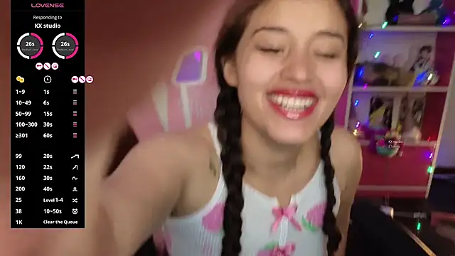 Snapshot of redbarbiedollx chatting on September 21, 2025, 4:19 pm redbarbiedollx online show from September 21, 2025, 4:19 pm