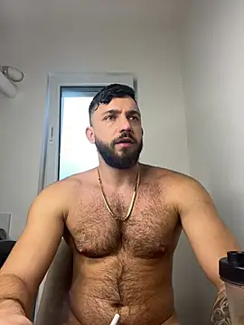 Snapshot of LoveIsBlind_ chatting on December 10, 2024, 8:19 am LoveIsBlind online show from December 10, 2024, 8:19 am