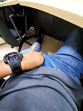 rocksrockydick online show from September 24, 2025, 2:37 am