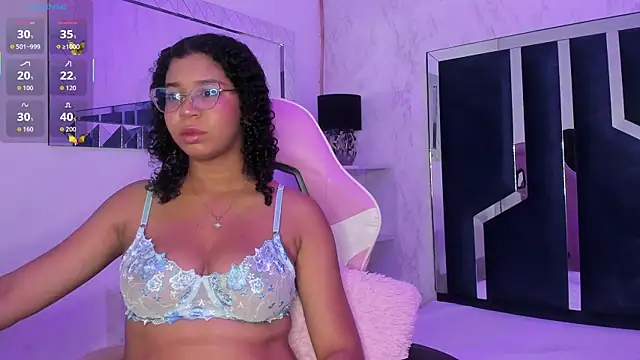 Snapshot of MilaHall_ chatting on November 13, 2025, 4:22 am MilaHall online show from November 13, 2025, 4:22 am