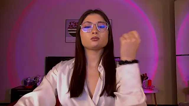 Snapshot of MonicaThompson chatting on February 2, 2025, 8:30 pm MonicaThompson online show from February 2, 2025, 8:30 pm