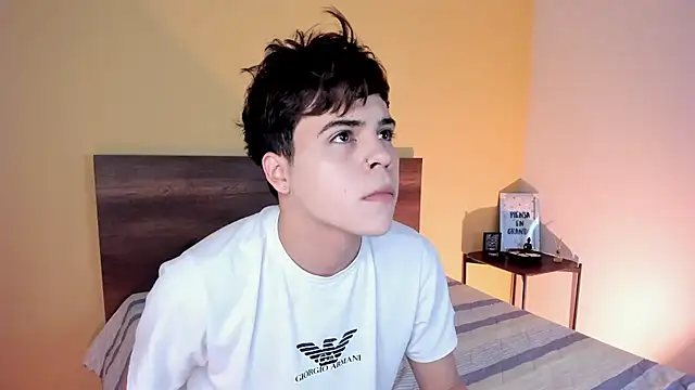 Snapshot of justinbiler chatting on January 28, 2025, 12:22 pm justinbiler online show from January 28, 2025, 12:22 pm