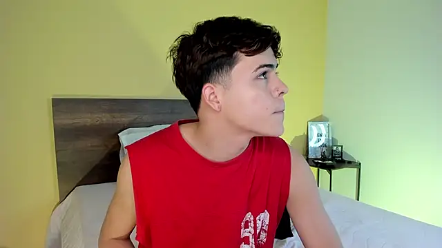 Snapshot of justinbiler chatting on February 28, 2025, 12:20 pm justinbiler online show from February 28, 2025, 12:20 pm