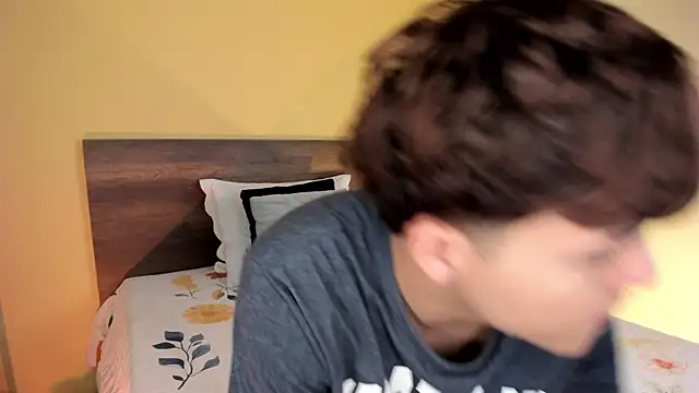 Snapshot of justinbiler chatting on March 5, 2025, 12:33 pm justinbiler online show from March 5, 2025, 12:33 pm