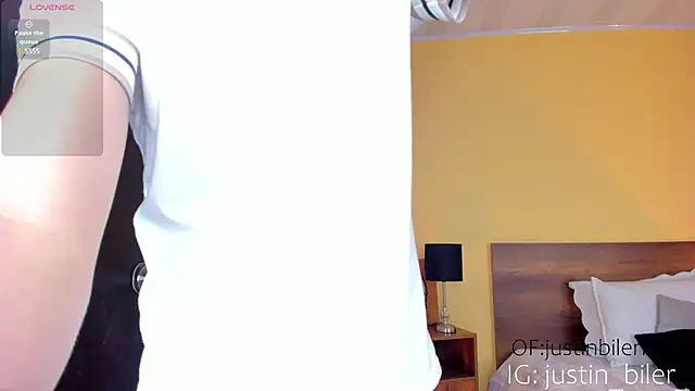 Snapshot of justinbiler chatting on March 7, 2025, 3:18 pm justinbiler online show from March 7, 2025, 3:18 pm