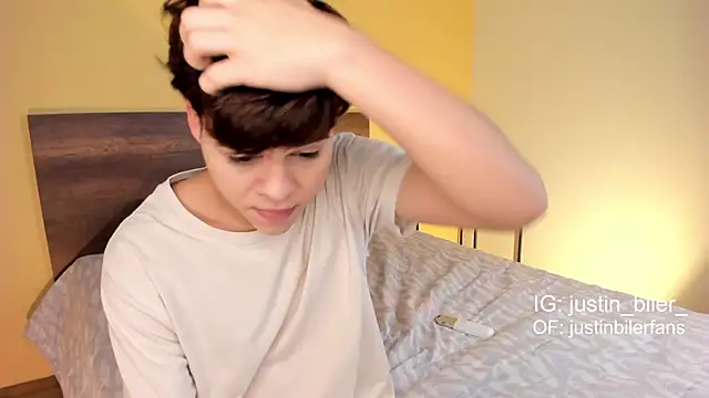 Snapshot of justinbiler chatting on March 13, 2025, 12:35 pm justinbiler online show from March 13, 2025, 12:35 pm