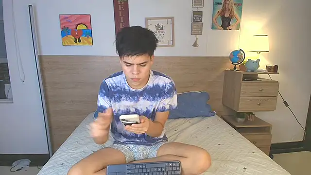 Snapshot of justinbiler chatting on September 25, 2025, 1:15 pm justinbiler online show from September 25, 2025, 1:15 pm