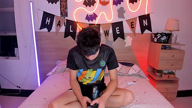 Snapshot of justinbiler chatting on October 28, 2025, 1:47 pm justinbiler online show from October 28, 2025, 1:47 pm