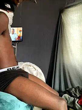 Snapshot of Thickdaddy3 chatting on November 2, 2025, 9:22 am Thickdaddy3 online show from November 2, 2025, 9:22 am