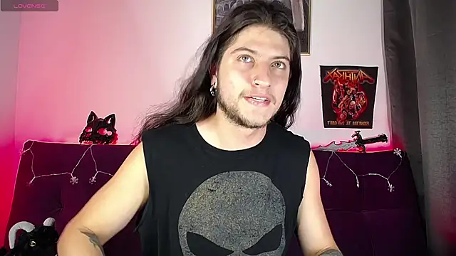 Snapshot of blckwolf_6 chatting on December 16, 2024, 11:50 pm blckwolf 6 online show from December 16, 2024, 11:50 pm