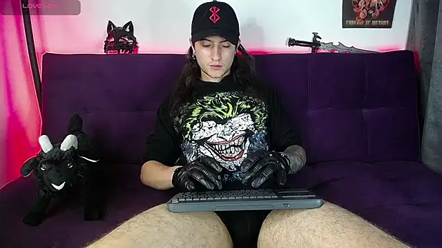 Snapshot of blckwolf_6 chatting on January 8, 2025, 11:30 pm blckwolf 6 online show from January 8, 2025, 11:30 pm