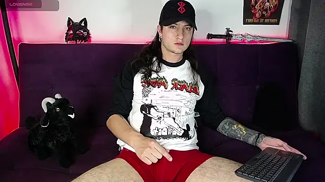 Snapshot of blckwolf_6 chatting on January 16, 2025, 1:48 am blckwolf 6 online show from January 16, 2025, 1:48 am