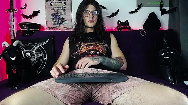 blckwolf 6 online show from November 24, 2025, 6:18 pm