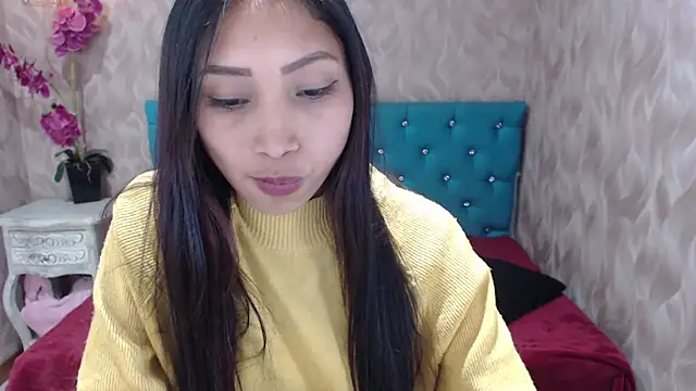 MadelineDoll online show from January 23, 2025, 7:18 pm