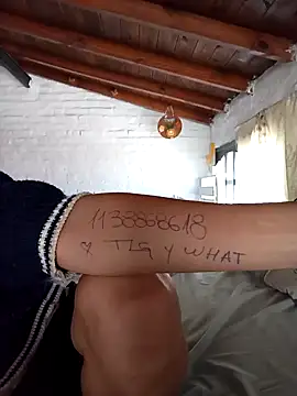 Snapshot of Viudanegraa chatting on November 5, 2025, 12:05 pm Viudanegraa online show from November 5, 2025, 12:05 pm