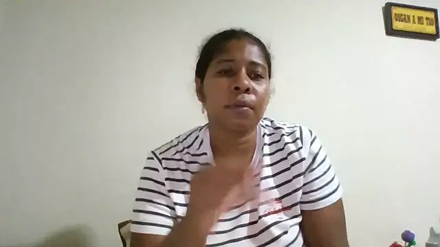 Ivon-09 online show from April 2, 2026, 2:42 am