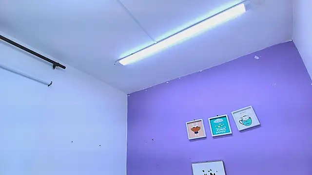 Snapshot of veronica_sinner_ chatting on January 26, 2025, 12:01 pm veronica sinner online show from January 26, 2025, 12:01 pm