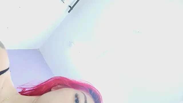 Snapshot of veronica_sinner_ chatting on February 19, 2025, 12:00 pm veronica sinner online show from February 19, 2025, 12:00 pm