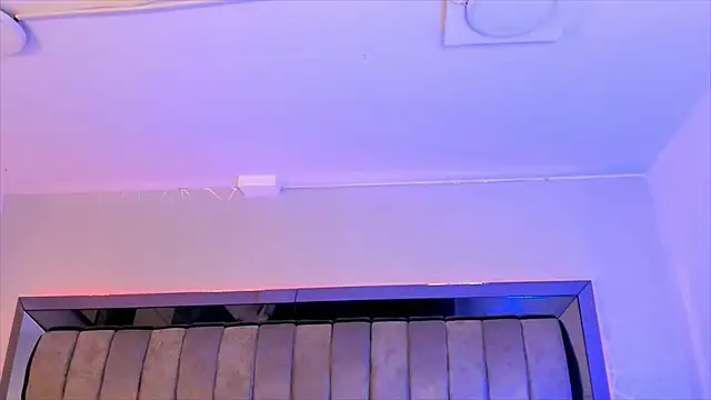 ChaynnaCooper online show from January 25, 2025, 11:44 am