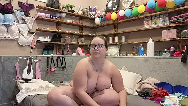 Kimberly-Caprice online show from February 15, 2025, 8:11 am