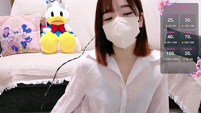 Rio chan  online show from October 19, 2025, 10:43 pm