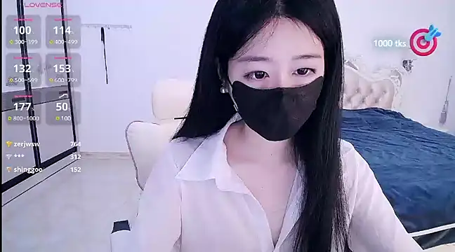 CN-xiaofei online show from February 3, 2025, 6:24 am