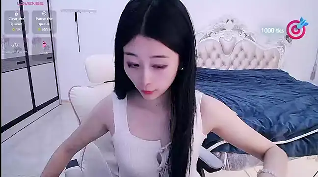CN-xiaofei online show from February 6, 2025, 5:46 am