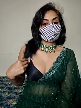 Snapshot of Raat_ki_rani_ chatting on March 4, 2025, 6:07 pm Raat ki rani online show from March 4, 2025, 6:07 pm