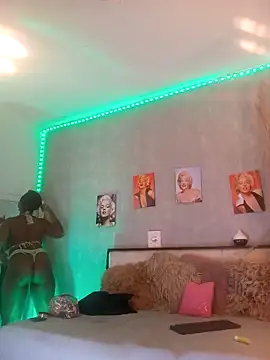 Snapshot of nahiarapalmer19 chatting on March 1, 2025, 10:42 pm nahiarapalmer19 online show from March 1, 2025, 10:42 pm