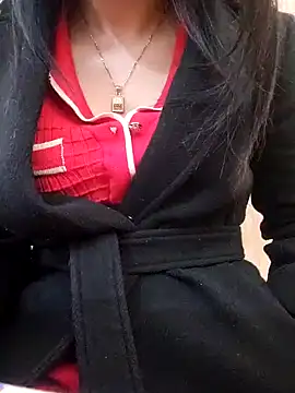 Snapshot of jihane-44 chatting on February 26, 2025, 2:03 pm jihane-44 online show from February 26, 2025, 2:03 pm