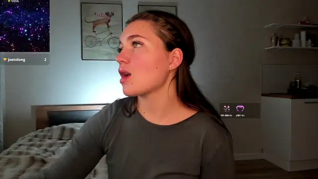 Snapshot of michelle_mirr chatting on October 18, 2025, 4:08 pm michelle mirr online show from October 18, 2025, 4:08 pm