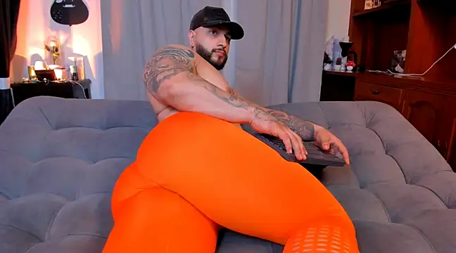 Snapshot of max_dic1 chatting on January 23, 2025, 2:33 am max dic1 online show from January 23, 2025, 2:33 am