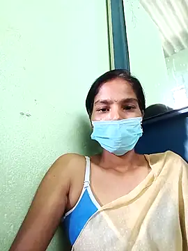 Snapshot of anusiya01 chatting on October 8, 2025, 4:10 am anusiya01 online show from October 8, 2025, 4:10 am