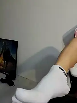 Snapshot of princess_katey chatting on February 3, 2025, 5:46 pm princess katey online show from February 3, 2025, 5:46 pm